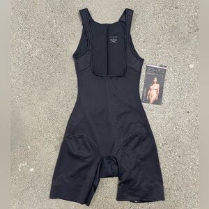 NWT Ambrielle Thigh Slimming Torsette Shapewear in Black size Small